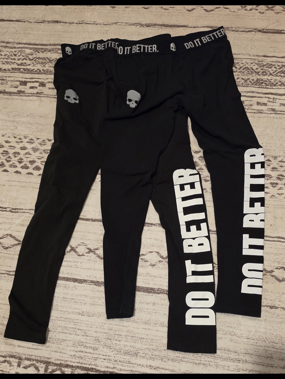 Hydrogen Performance leggings featuring a prominent skull logo and "DO IT BETTER